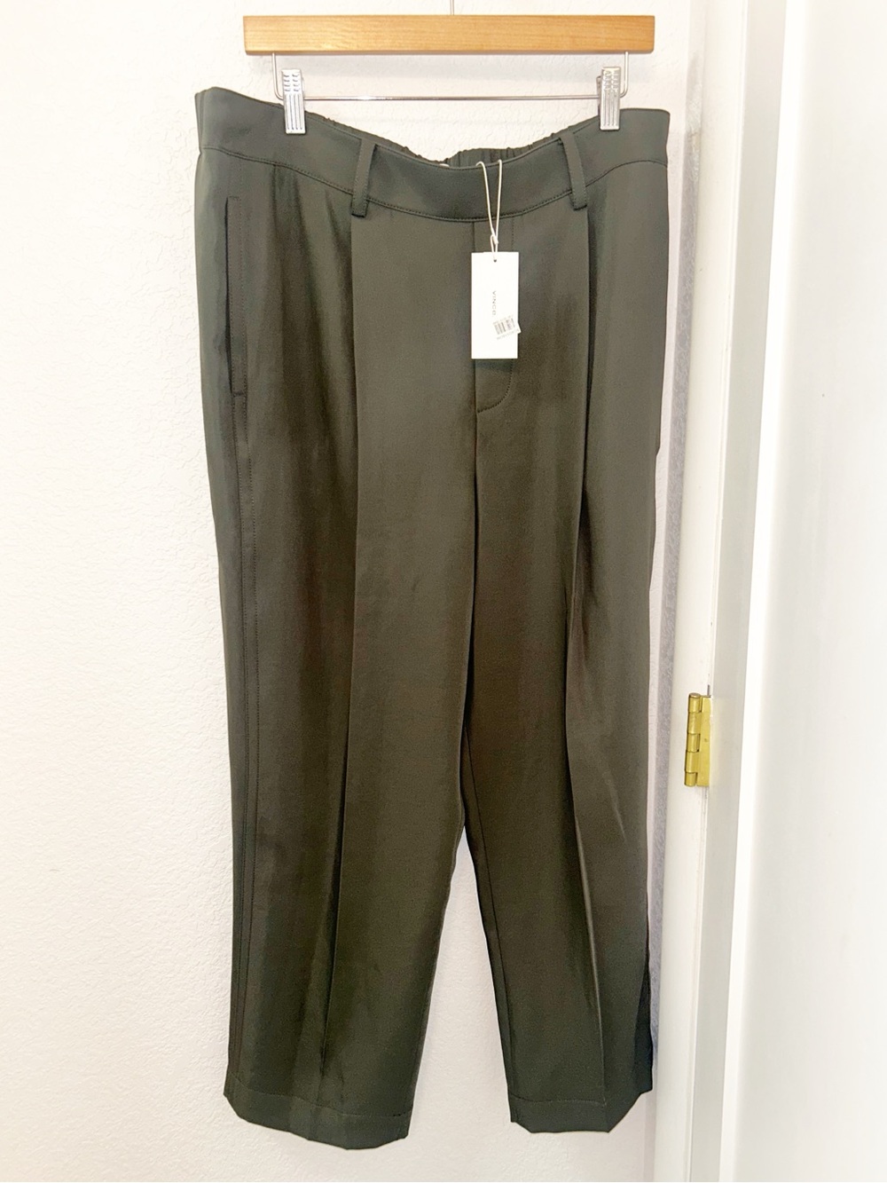 NwT VINCE. The Pull On Tapered Leg Trouser in Deep Aegean Green SZ: X-Large
